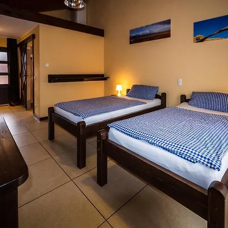 Motel Roadcamp - American & Sportsbar